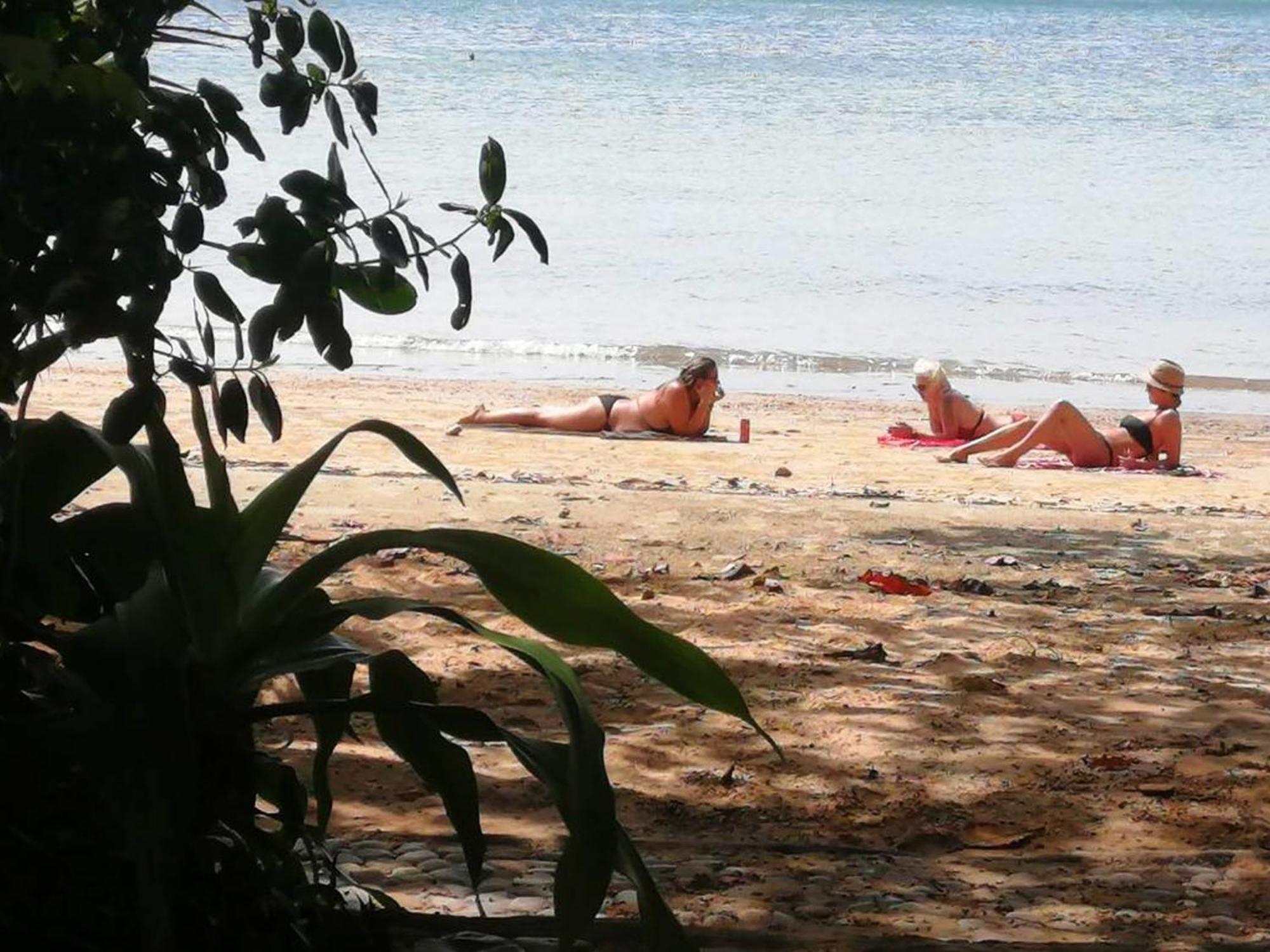 Bonhomie Beach Cottage Koh Jum Esterno foto