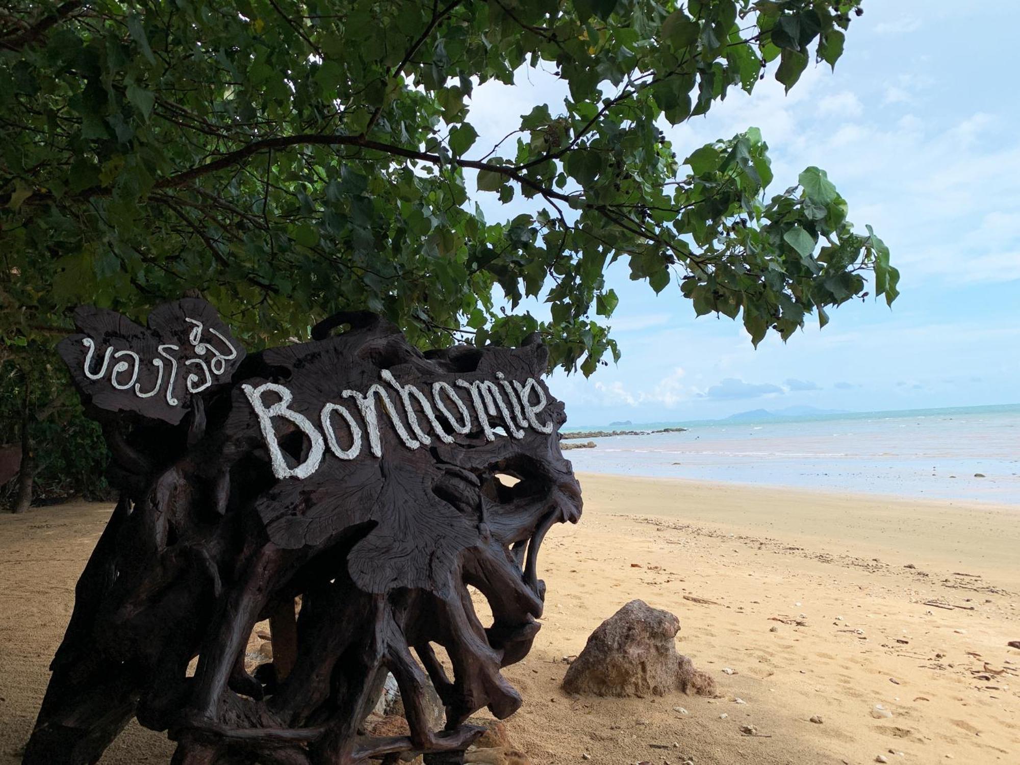 Bonhomie Beach Cottage Koh Jum Esterno foto