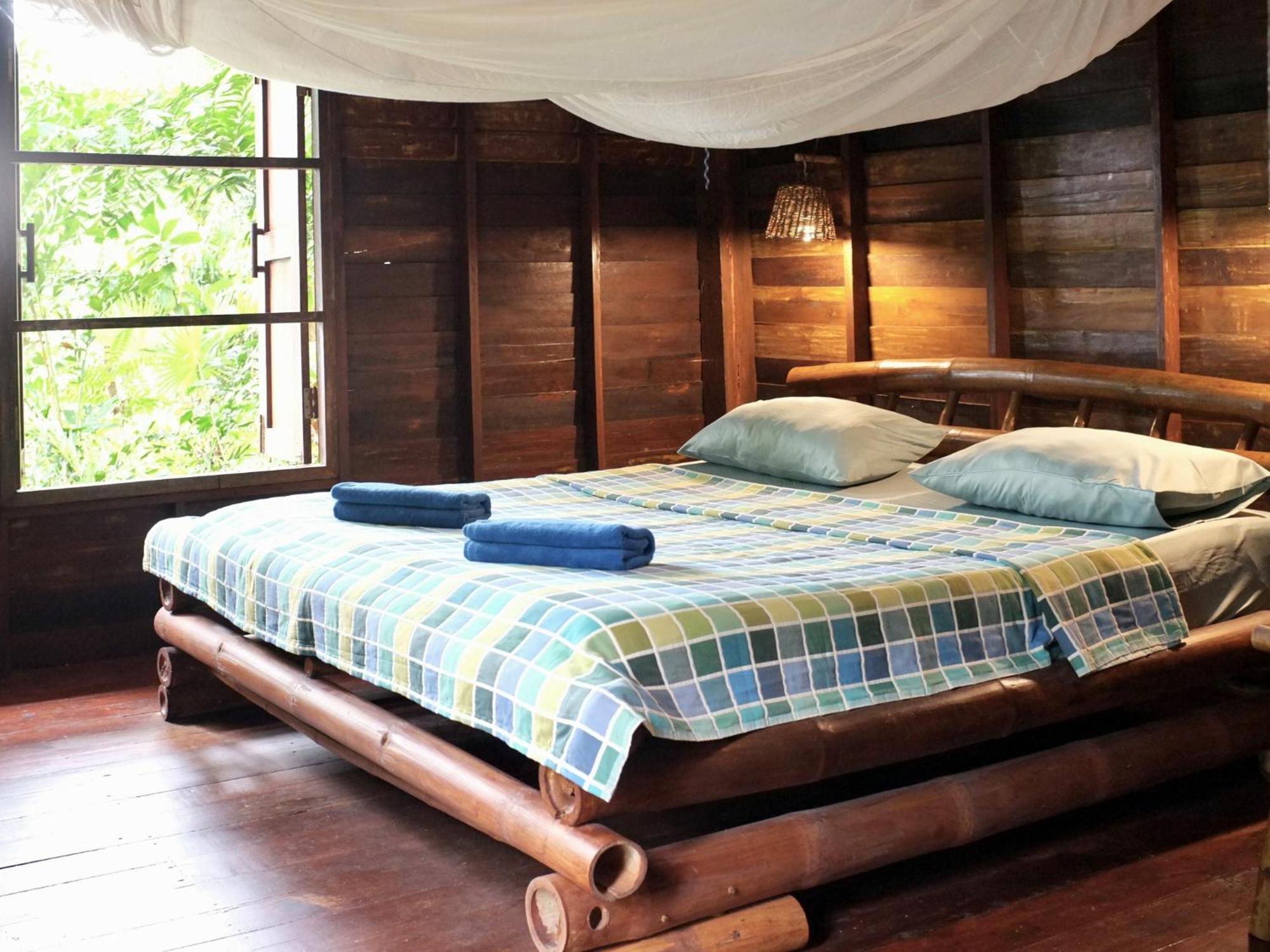 Bonhomie Beach Cottage Koh Jum Esterno foto