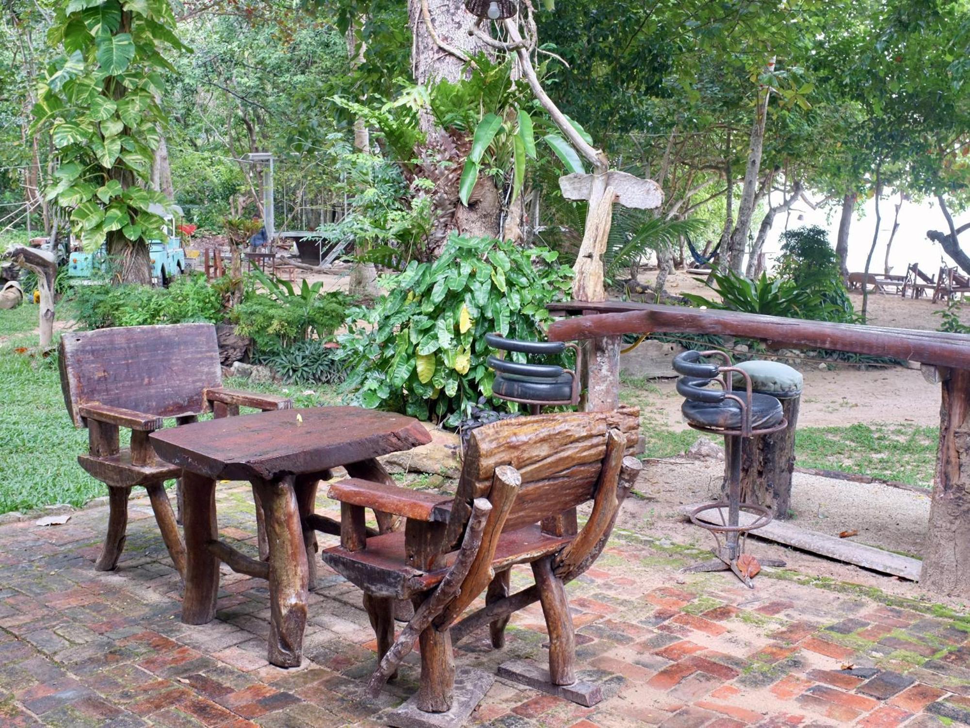 Bonhomie Beach Cottage Koh Jum Esterno foto